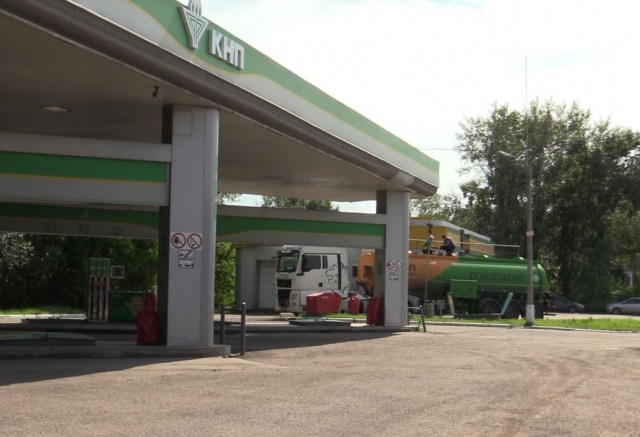 АИ-95 начали продавать по талонам на заправках «КНП»