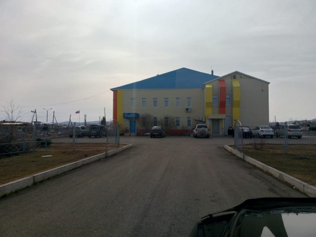 «Нас никто не слышит»: единственную поликлинику закрыли в селе Шарыповского района