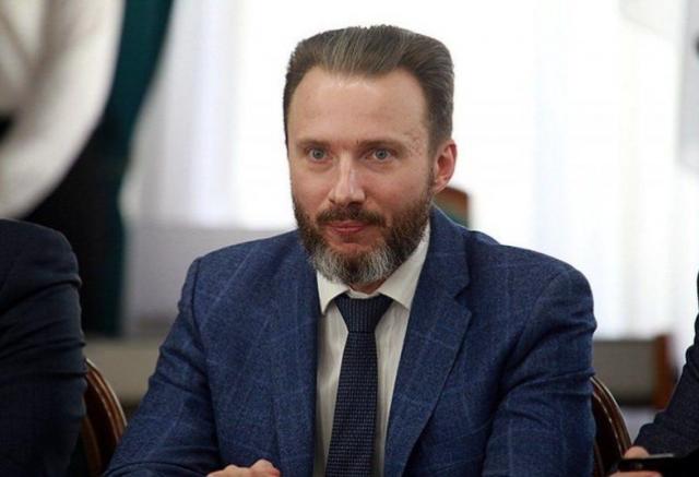 Первый заместитель губернатора Красноярского края Сергей Пономаренко подал документы на участие в праймериз «Единой России»