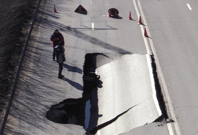 Как по Семафорной будут пускать автобусы, если улица перекрыта: ответ мэрии