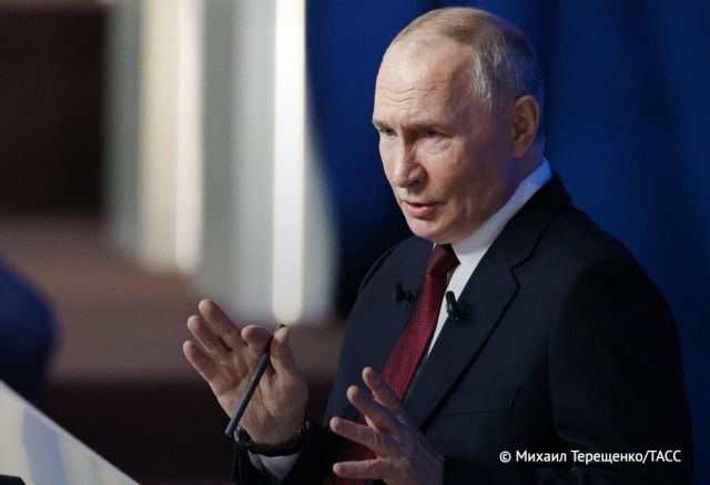 Владимир Путин провел прямую линию: на какие вопросы ответил президент