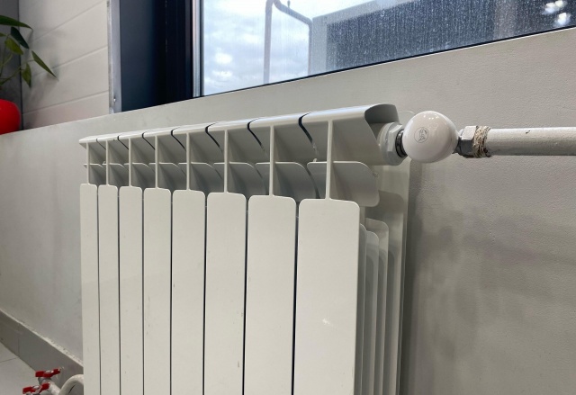 В Красноярске запустили горячие линии по вопросам отопления