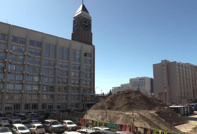 Простаивание машин и соединение тоннелей: как продвигается строительство красноярского метро