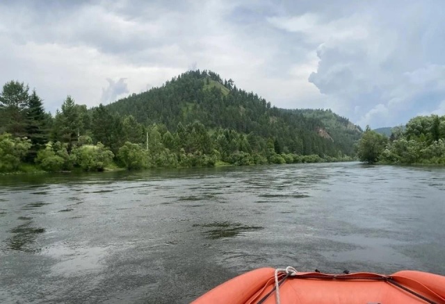 Две семейные пары спасли на Мане во время поисков пропавшего красноярца