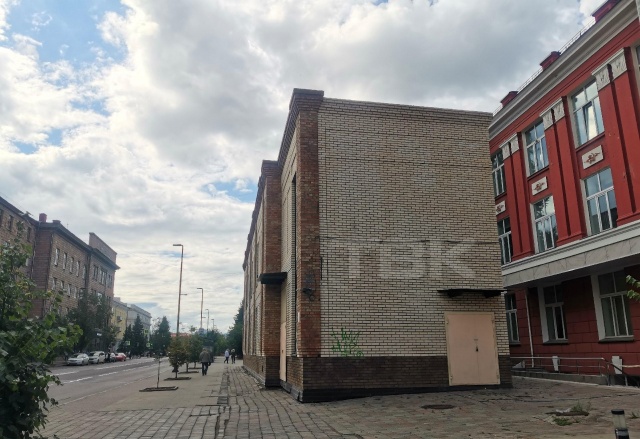 Владелице кафе «Кантри» вернули иск против приставов: она подала его не в тот суд