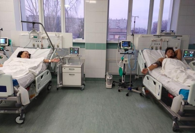 «Я ни на секунду не сомневалась»: в Красноярске мать отдала свою почку для трансплантации 25-летнему сыну