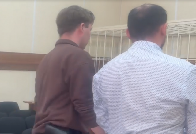 Суд отправил в колонию тренера подростков, надругавшихся над мальчиком в лагере Красноярского края